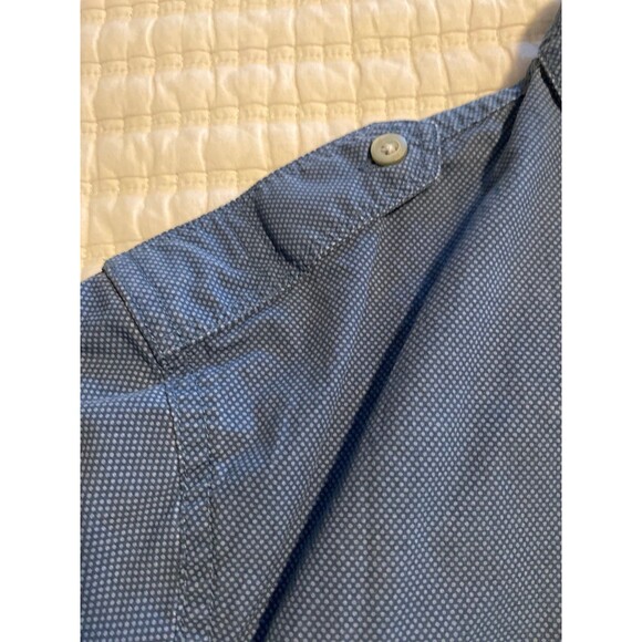 Banana Republic  button down Short Sleeve - Picture 4 of 7